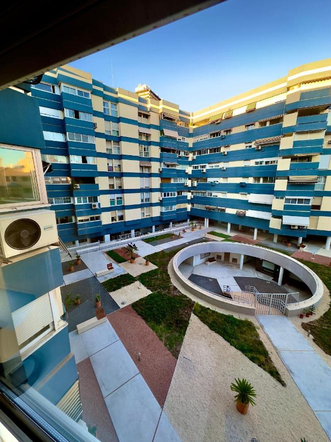 Moderna Habitacion En El Corazon De Alicante Exterior foto